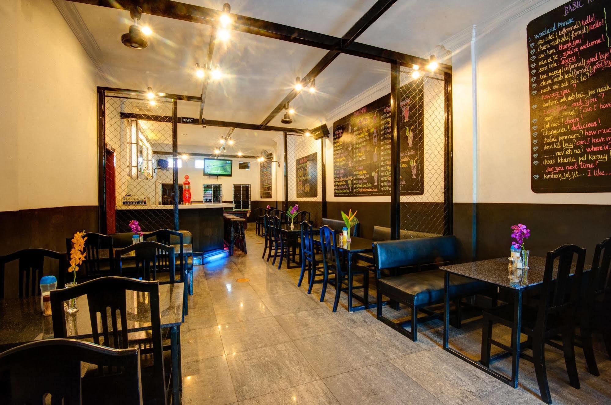 Me Mate Place Phnom Penh Ngoại thất bức ảnh